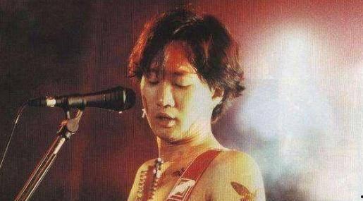 朋友爆料黄家驹视频大全,重温摇滚传奇 第2张 朋友爆料黄家驹视频大全,重温摇滚传奇 第2张